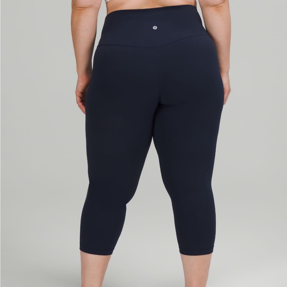 Lululemon align high rise crop 21’